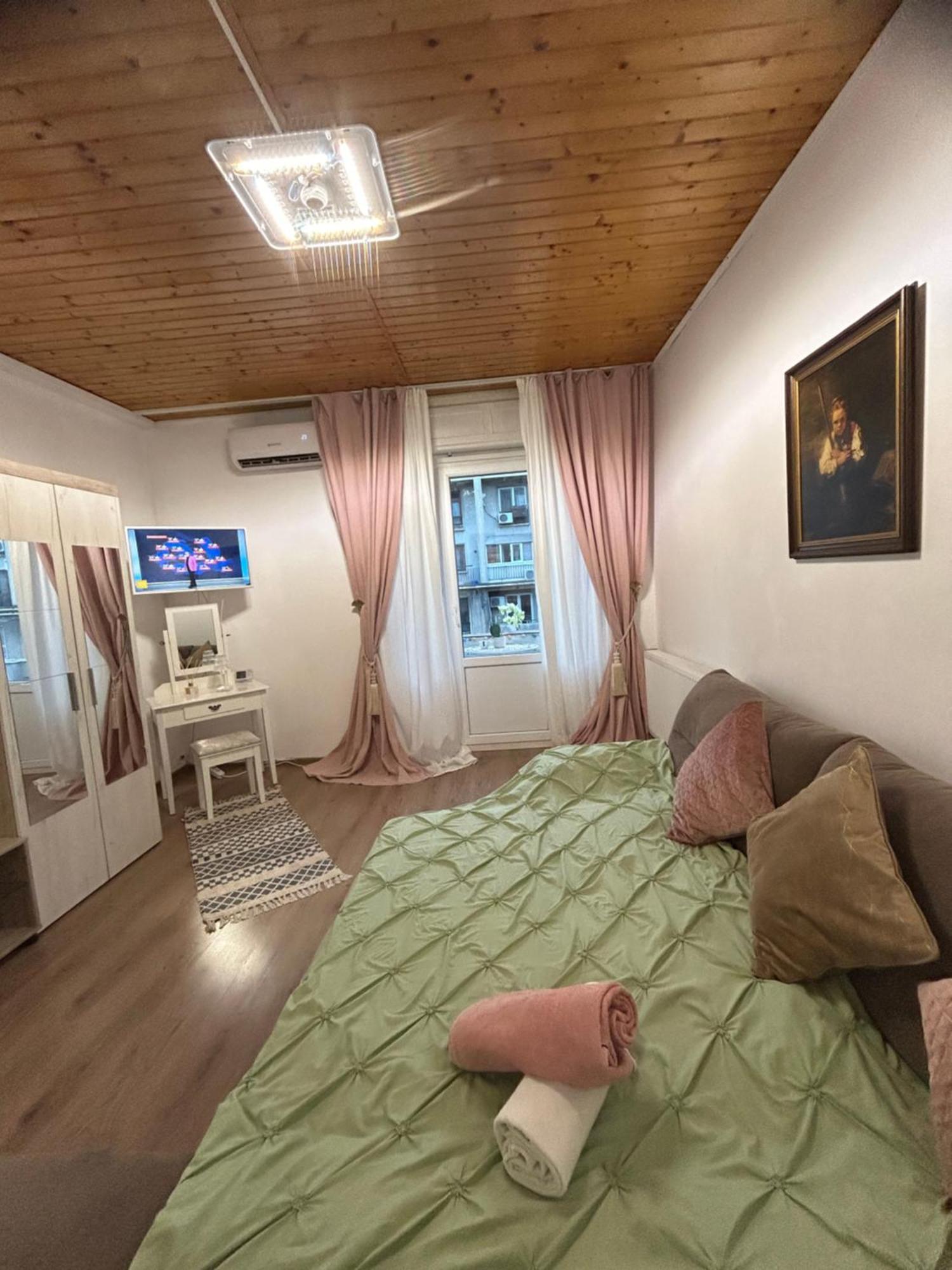 Panoramic Terace Victory Boutique Apartment Bucharest Luaran gambar