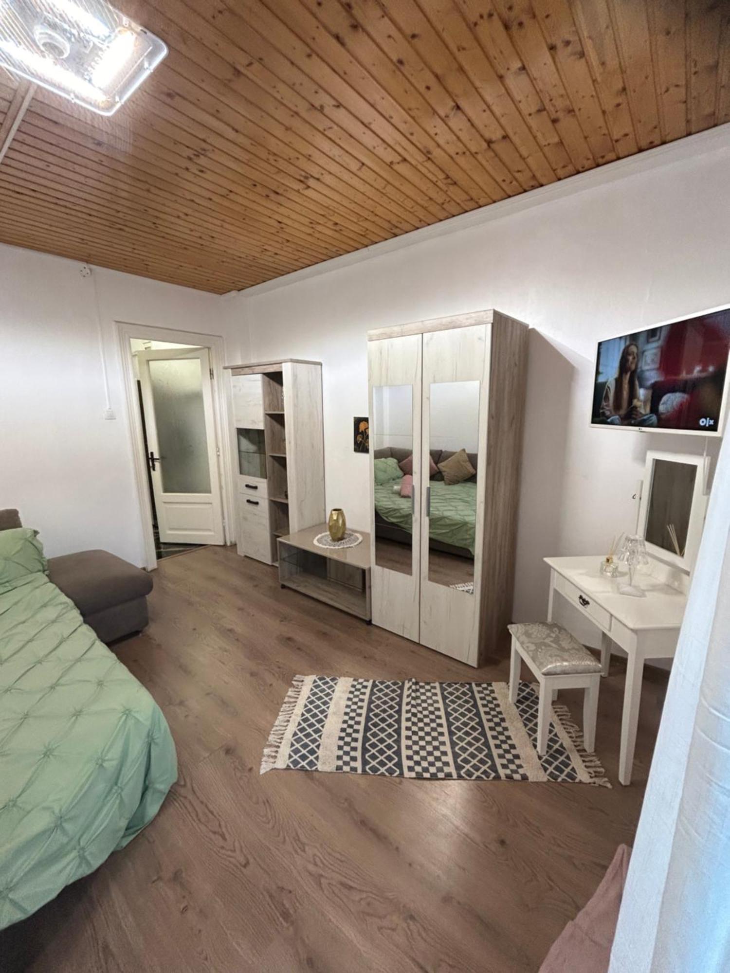 Panoramic Terace Victory Boutique Apartment Bucharest Luaran gambar